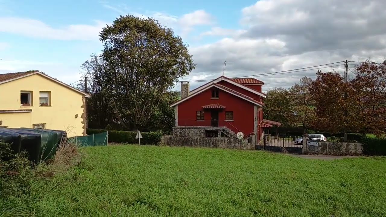 Inmobiliaria Rivero, Finca urbana zona Bañugues (Gozón)