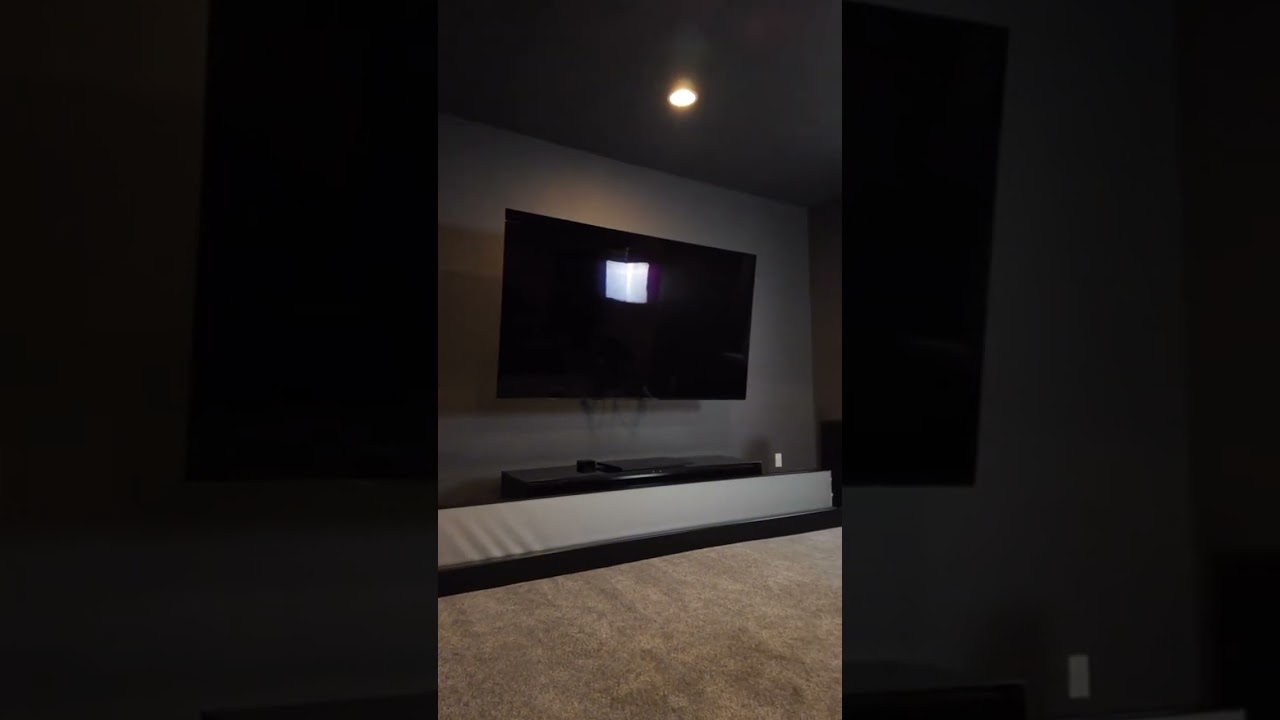 Unboxing the VIVIDSTORM 3D ALR motorized floor rising projection screen.#woodyssoundup #screen
