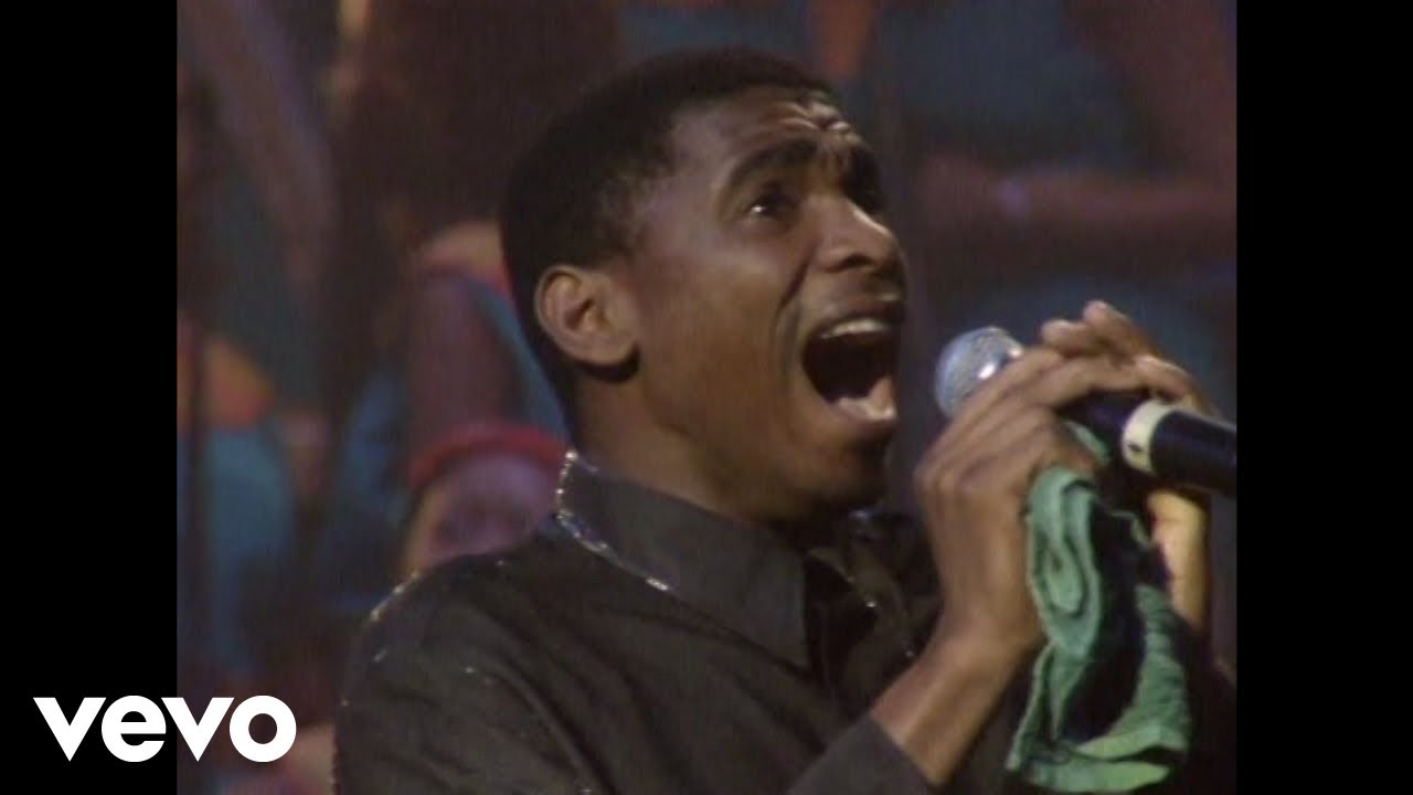 Joyous Celebration - It Feels Right (Live at the Artscape Theatre - Cape Town, 2003)