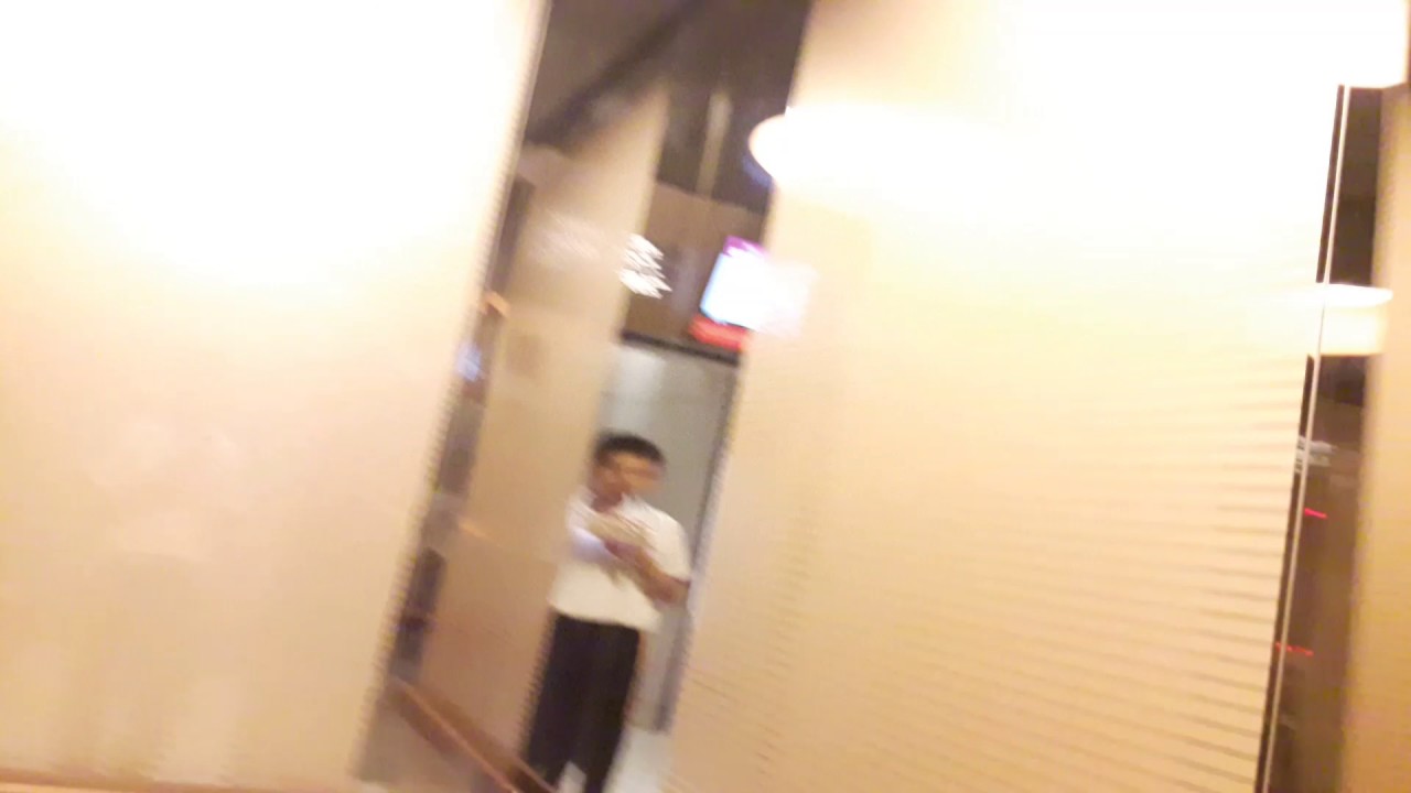 新光三越高雄左營店本館客用電梯(2)