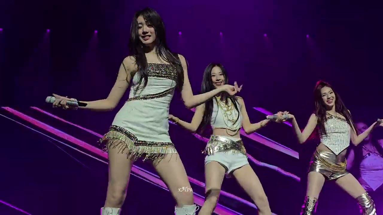 Babymonster Toronto Concert --  Like That -- 4K  250830