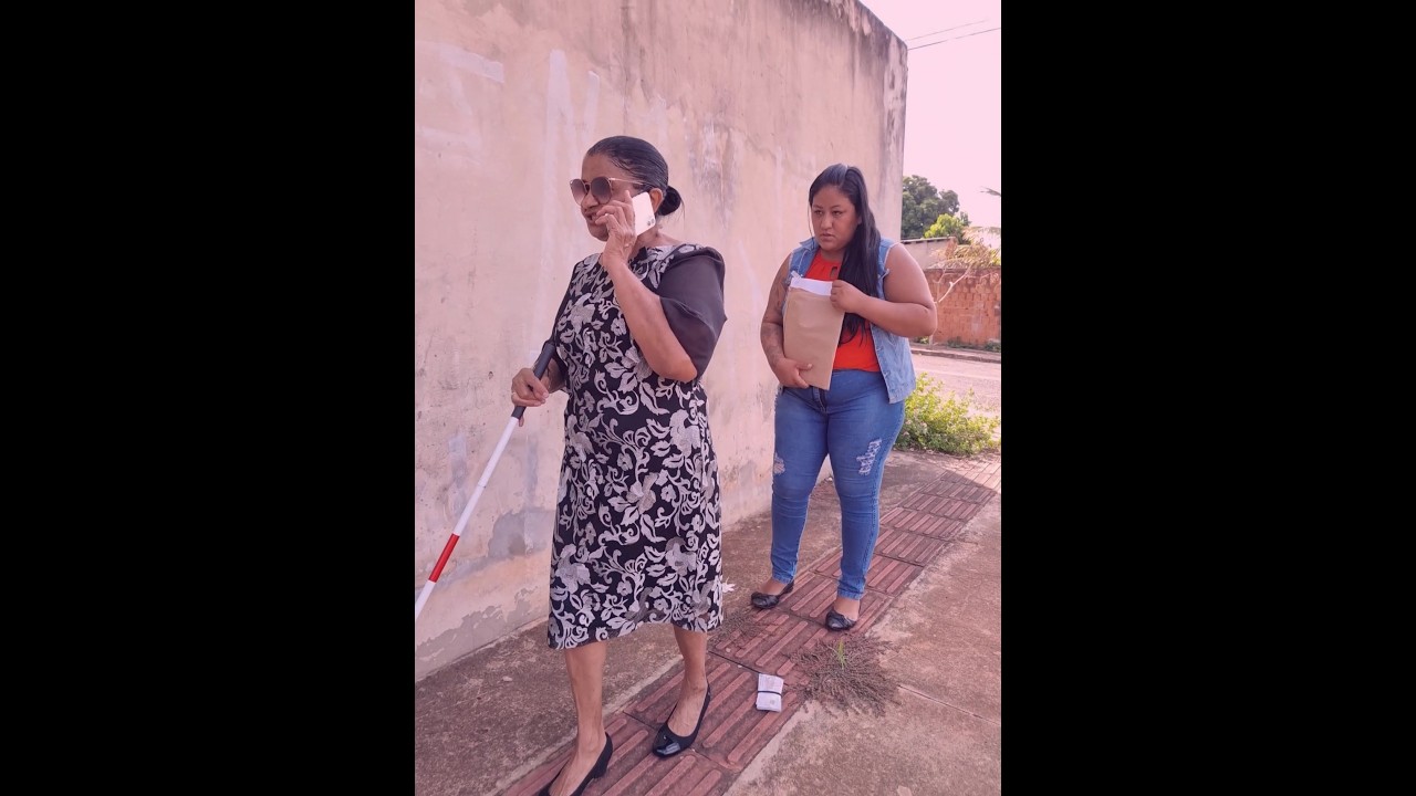 Milionária finge ser cega — o que ela descobre muda tudo 😱💸