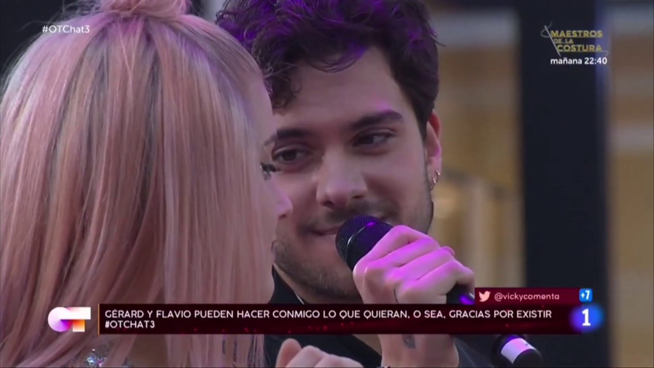 Javy canta con Samantha en el #OTChat3 y recibe un mensaje de su novia María | OT 2F