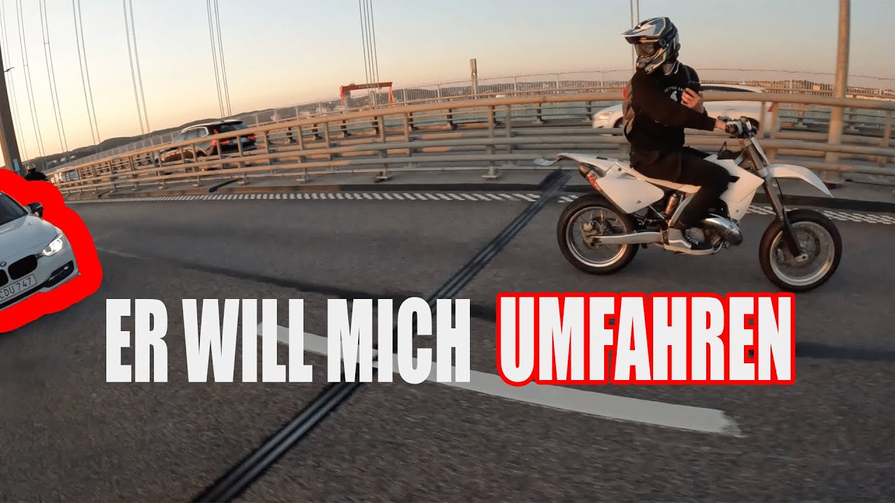 WAS MACHT ER ?