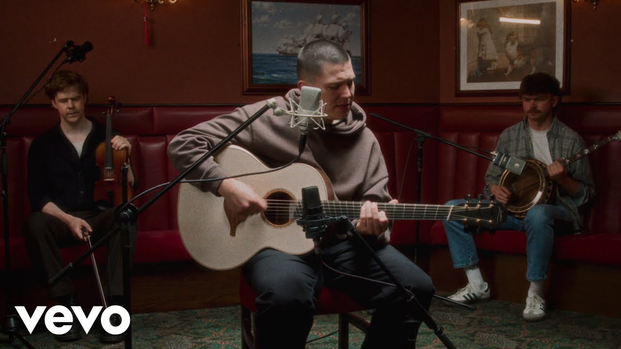 Aaron Rowe - Talking With You (Live)