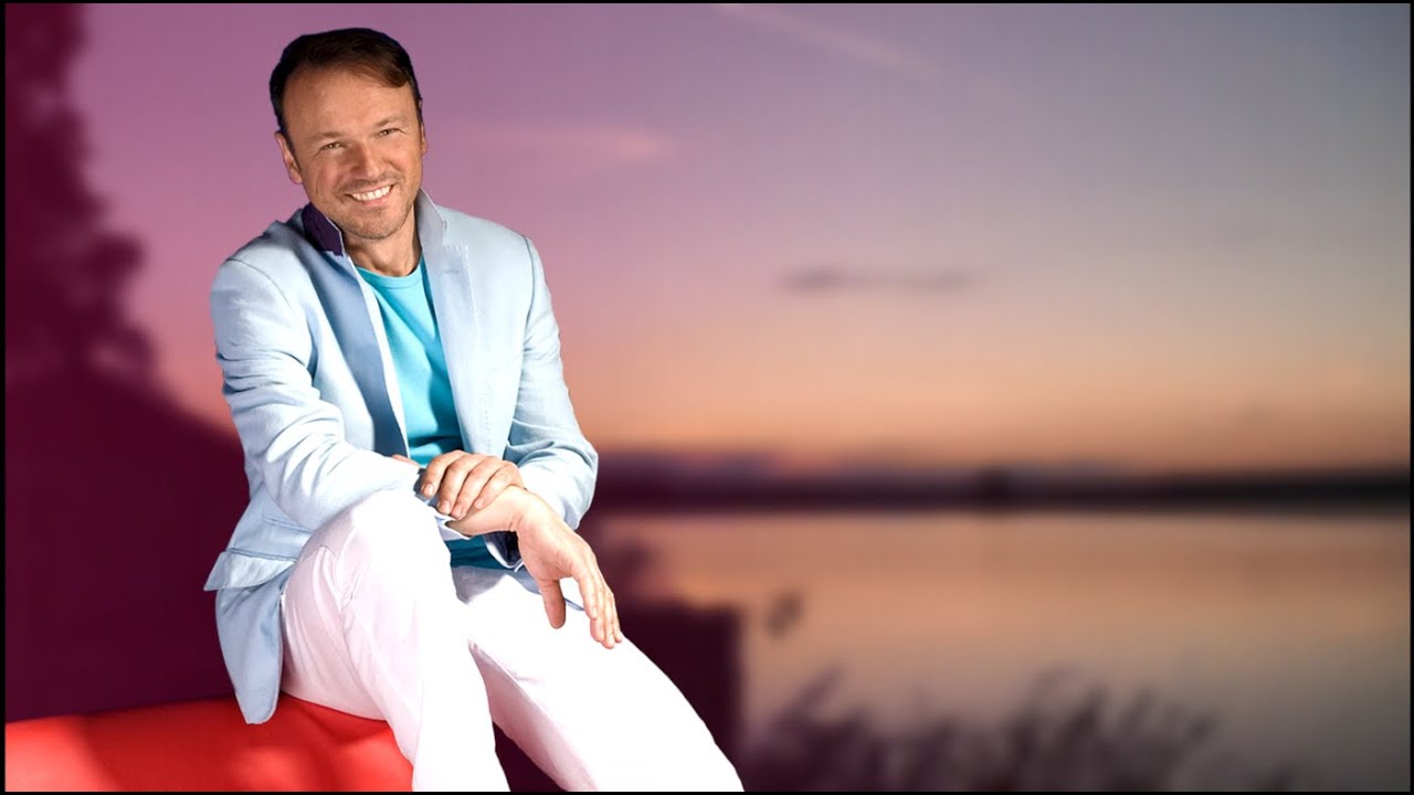 Damian Holecki - Ciągle idę sam (Official Lyric Video)