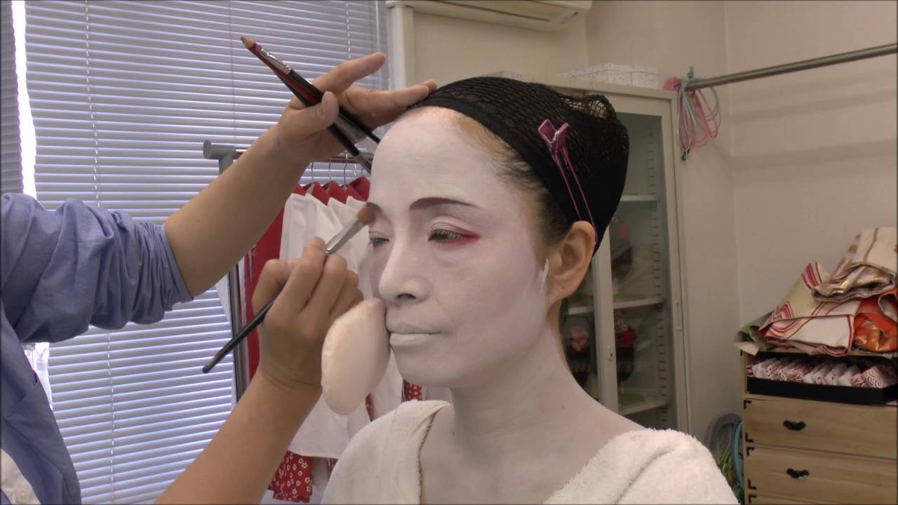 The Japanese art about ”舞妓”-- ①化妆篇