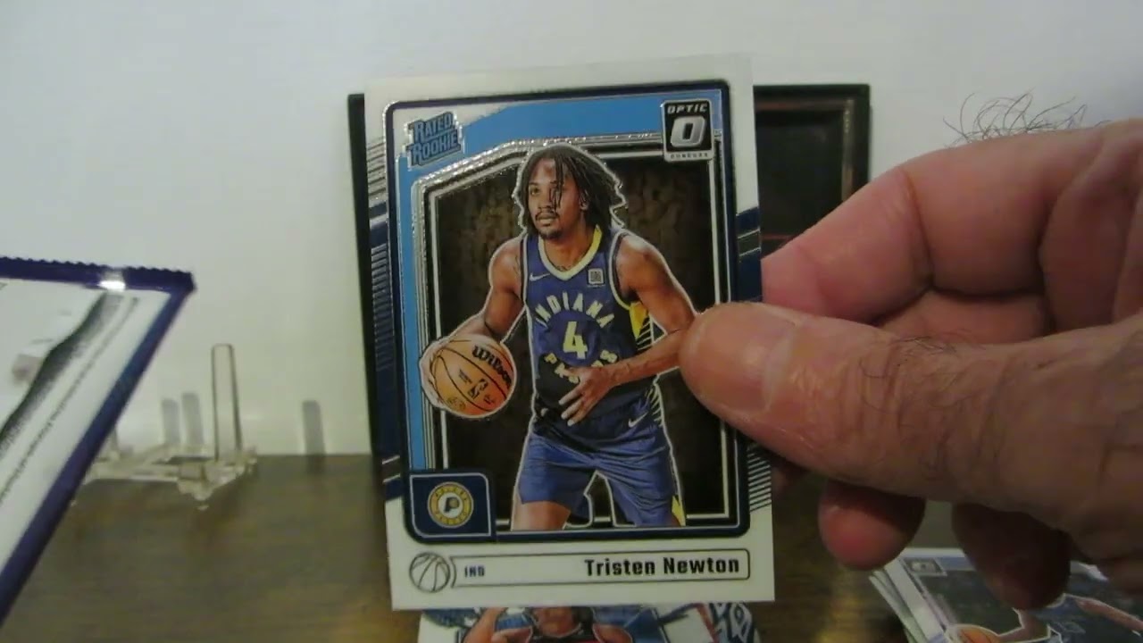 Ripping A 2024-25 Optic Basketball Blaster Box Downtown Hunt