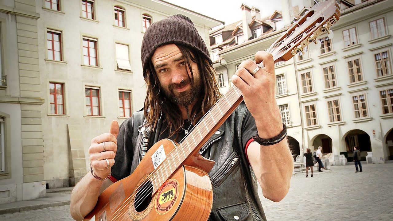 Strassenmusikant Güggu