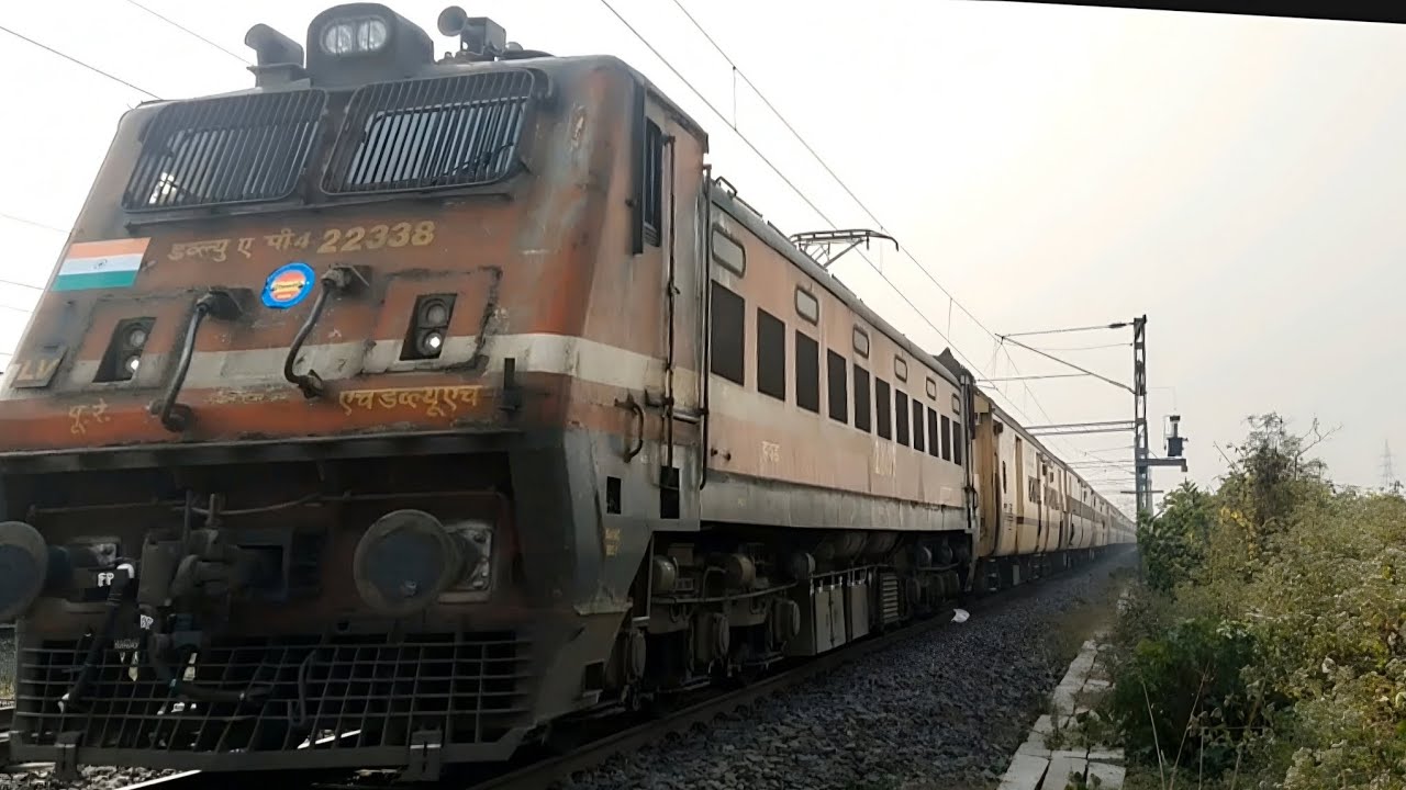 Furious wap 4 madly honking full speed attacks through station 
