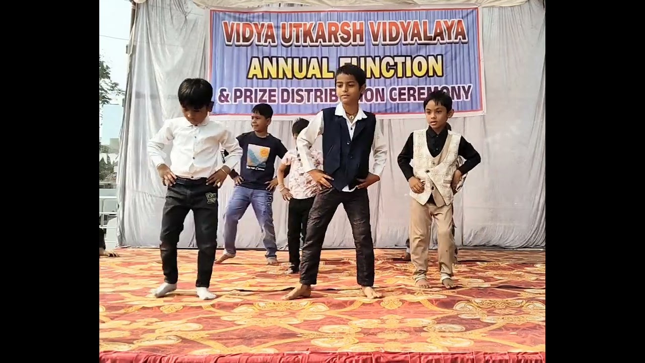 Mujhe Is Duniya Me Laya | Mat Pita Tumhe Vandana Song | Dance Performance | Vidya Utkarsh Vidyalaya