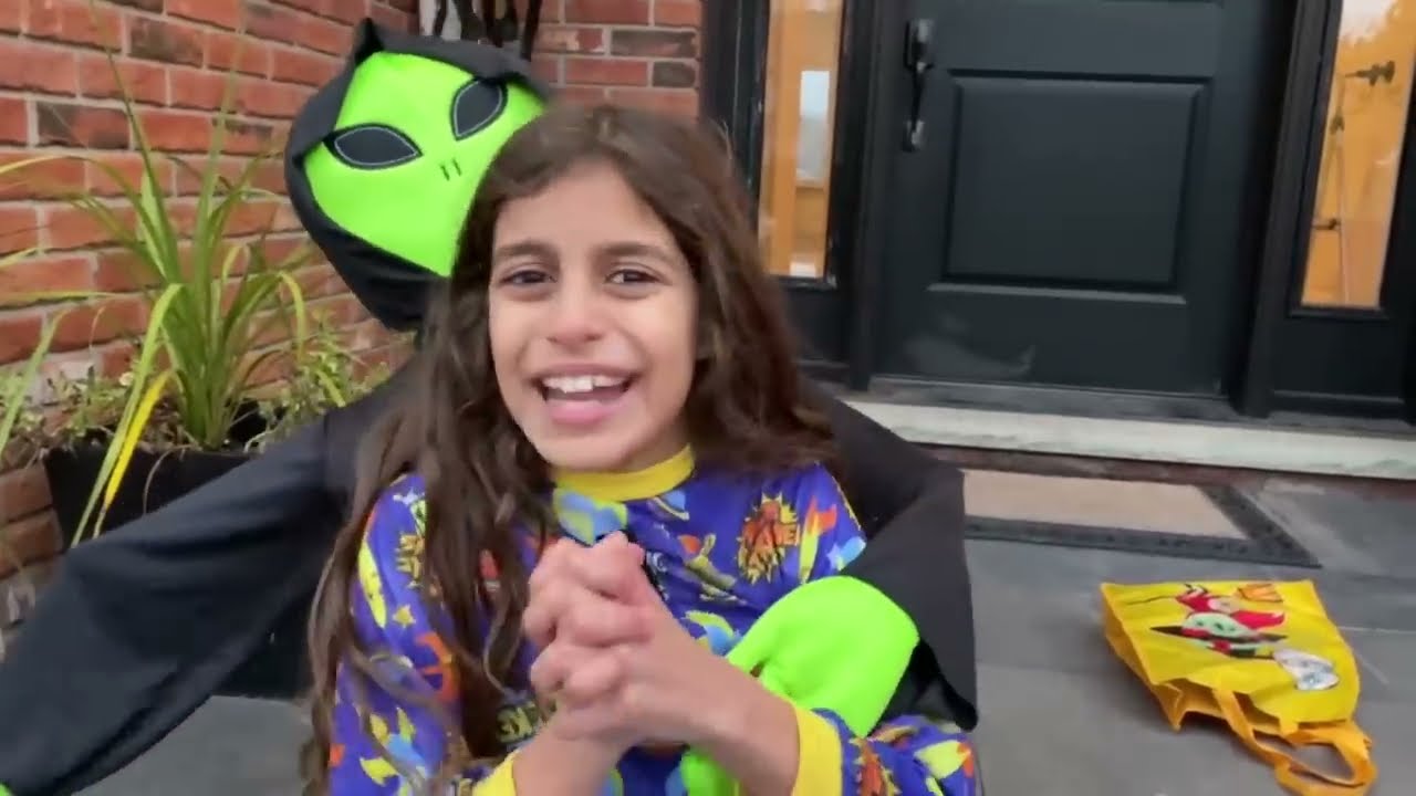 Deema and Sally with mysterious adventures on Halloween stories