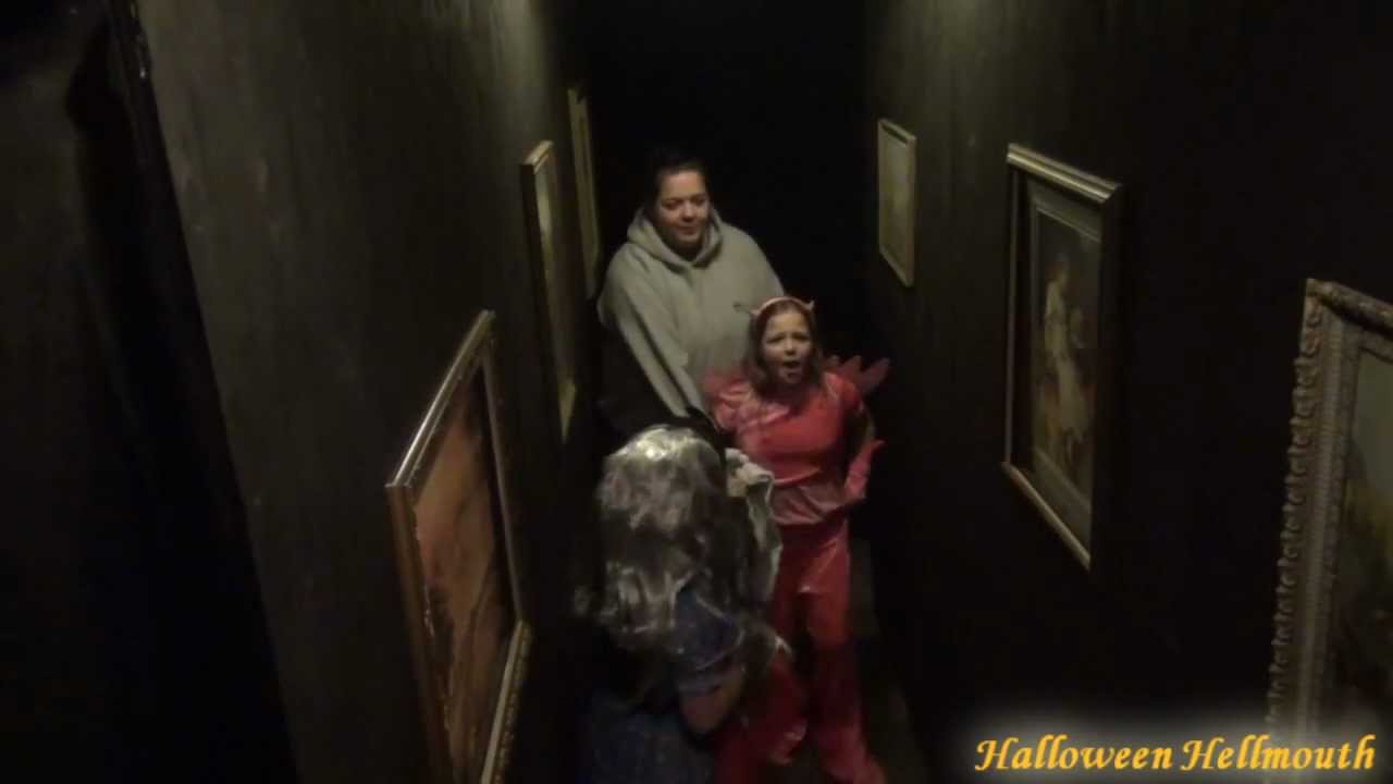 Видео ужаса в коридоре дома с привидениями 2011 года (Hellmouth 4)