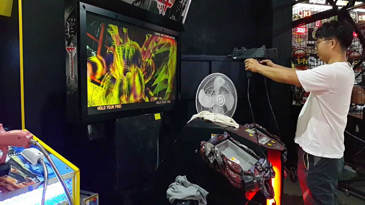 The house of the dead 4 arcade [options: 2 hand 2p play ] second video