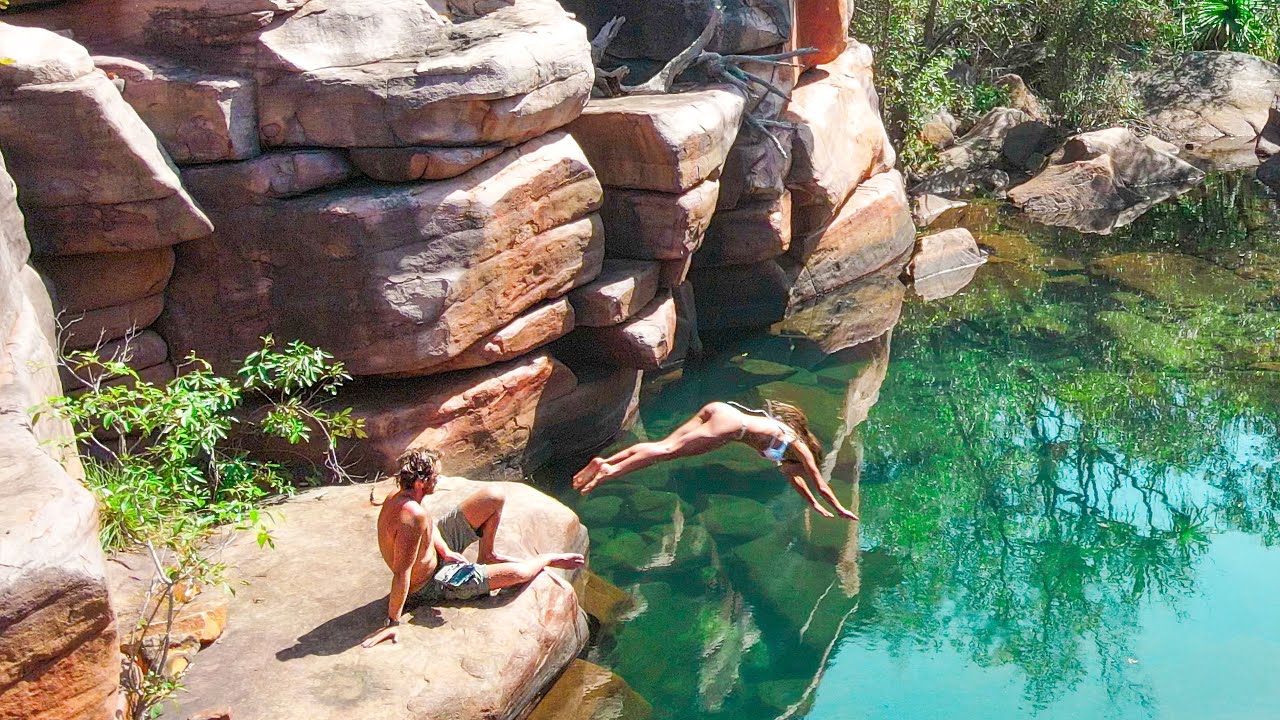Surviving The Australian Outback (TROUBLE IN PARADISE!)