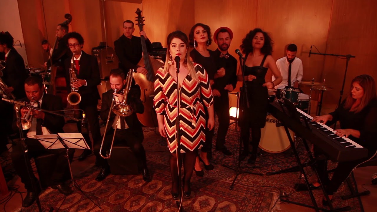 Beijinho no Ombro - Valesca Popozuda Vintage Soul Cover ft. Rebeca Elts
