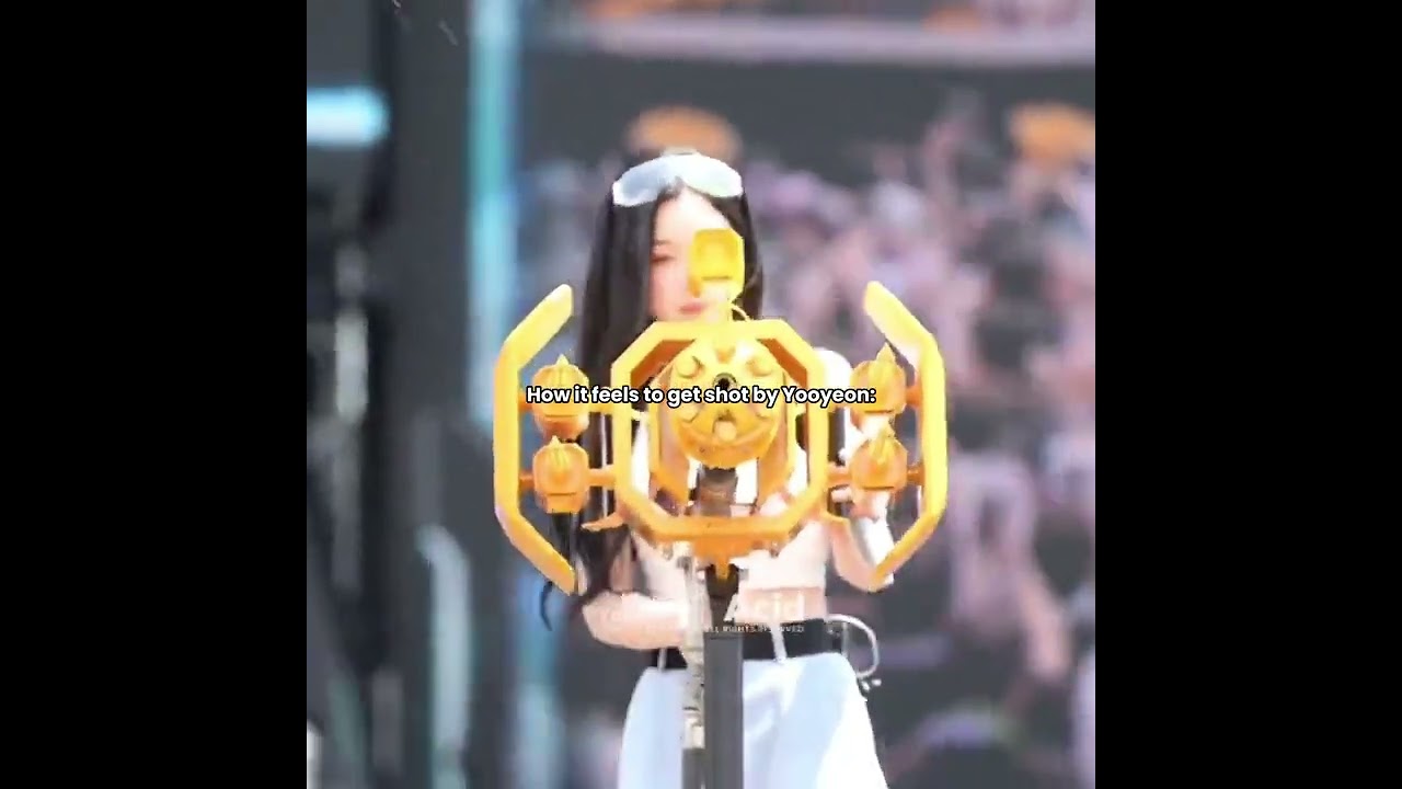 when yooyeon shot her fansite with 100% accuracy 😂 #triples #yooyeon #kpop #fyp