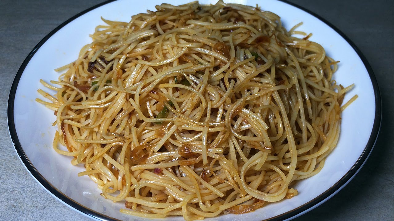මෙහෙම නූඩ්ල්ස් හැදුවොත් හැමදාමත් කනව - Simple Tasty Noodles Recipe Sri Lanka