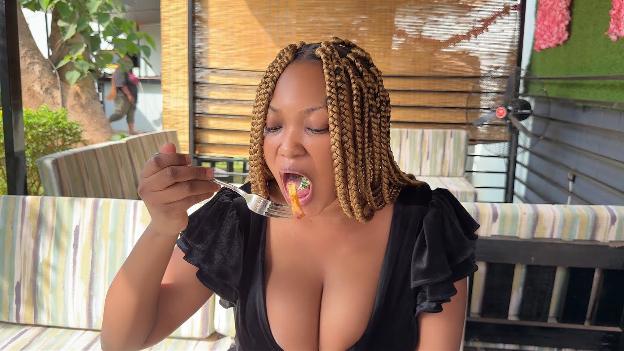 J’INVITE MA FEMME AU RESTAURANT 
