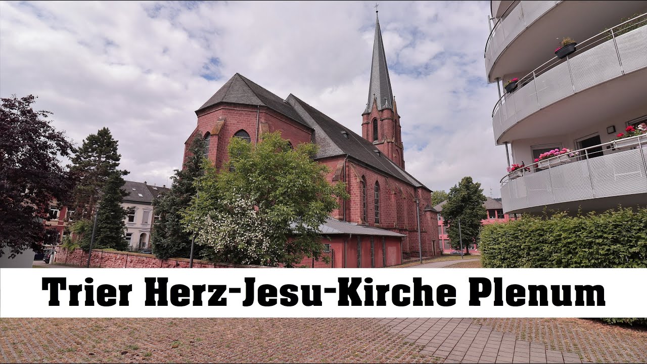 TRIER (D)-Süd, Herz-Jesu-Kirche, Vollgeläut
