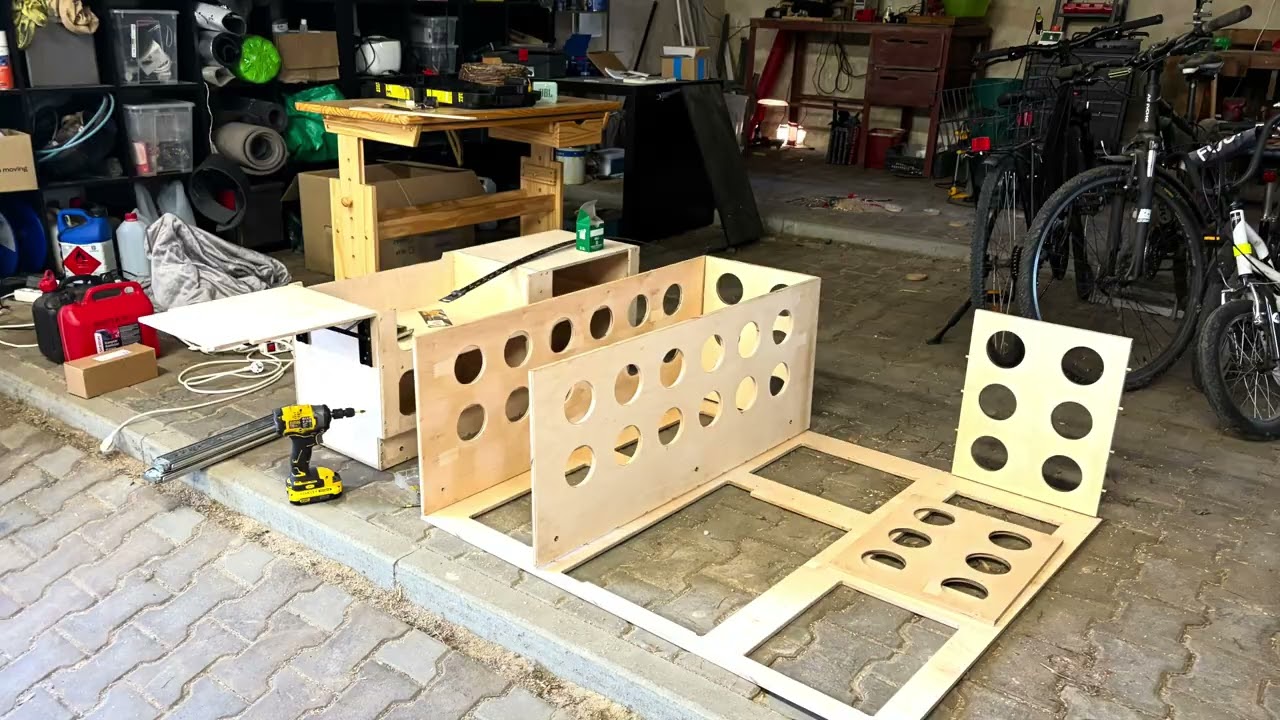 Toyota proace city verso sleeping platform