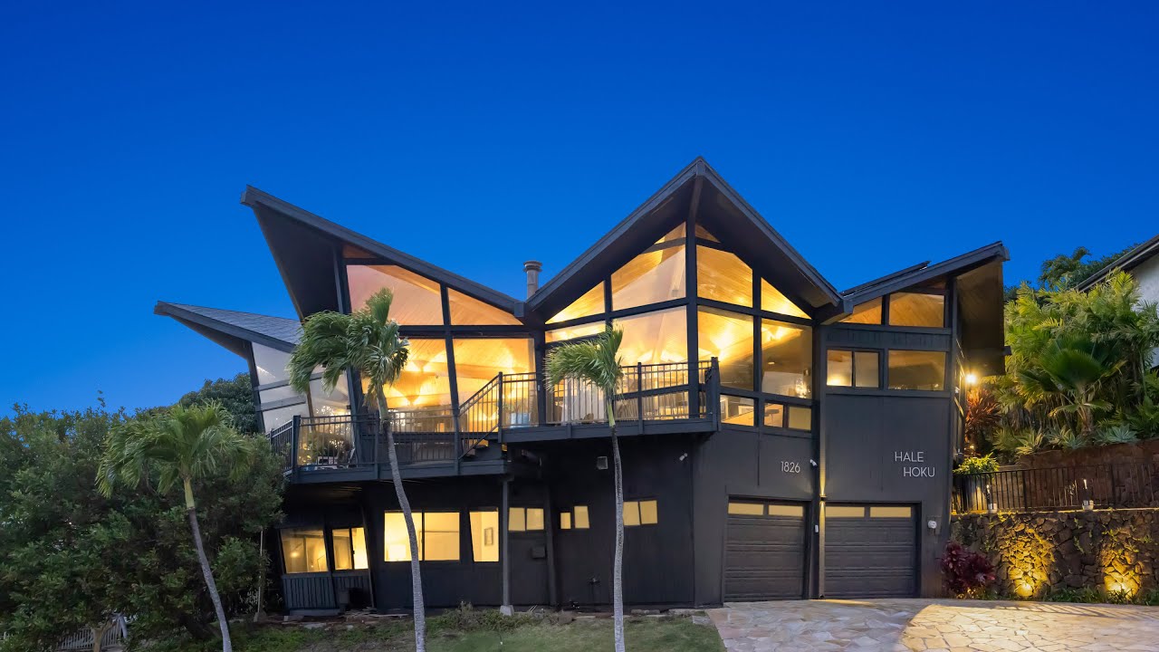 A Closer Look at The Architectural Star of Waialae Iki | Iconic Design with Ocean Vistas