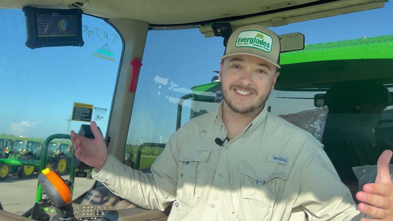 ПОЕЗЖАЙТЕ вместе со мной на комбайне для уборки сахарного тростника John Deere!