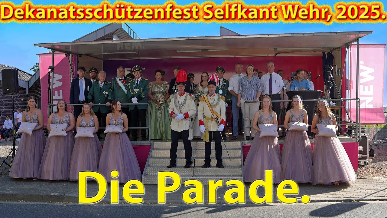 Parade, Vorbeimarsch an den Majestäten und Ehrengästen Dekanatsschützenfest Selfkant-Wehr 2025.