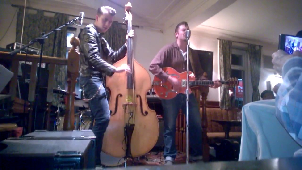 THE STRAIGHT ACES WITH JAKE ON BASS 