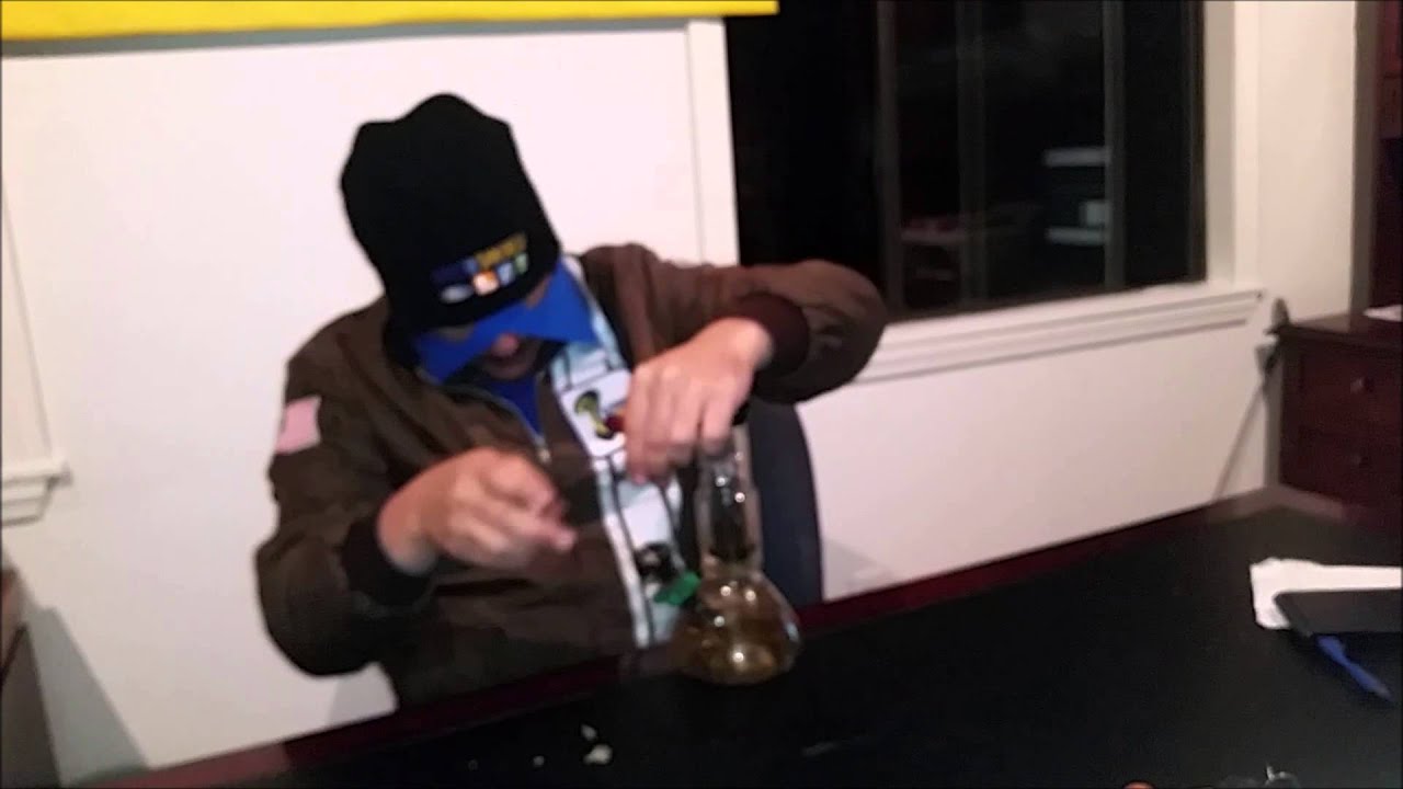 1st Time Smoking the Clear - 87% THC - 2 Drops of the Clear on my Bong Hit