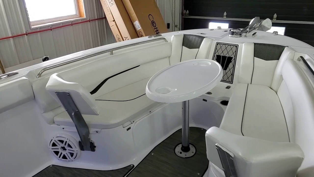 2020 Wellcraft 242