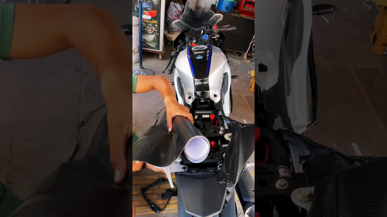 R15m modification #r15m #youtubeshorts #carbonfiber #recent #viralvideo #trending #motogp #yahama #m