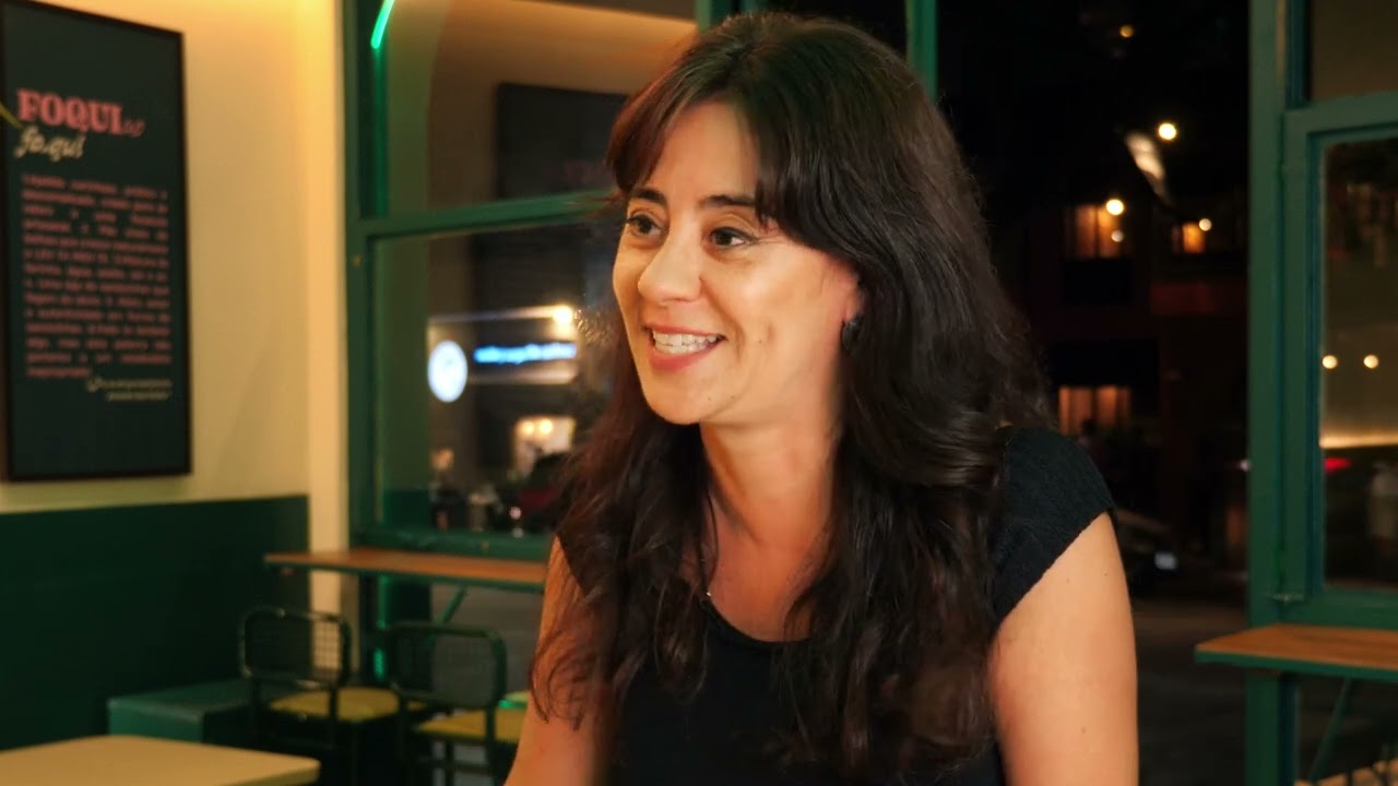 Nossas |  Quando o futuro chegou e encontrei um pentelho branco por Adriana Pimenta