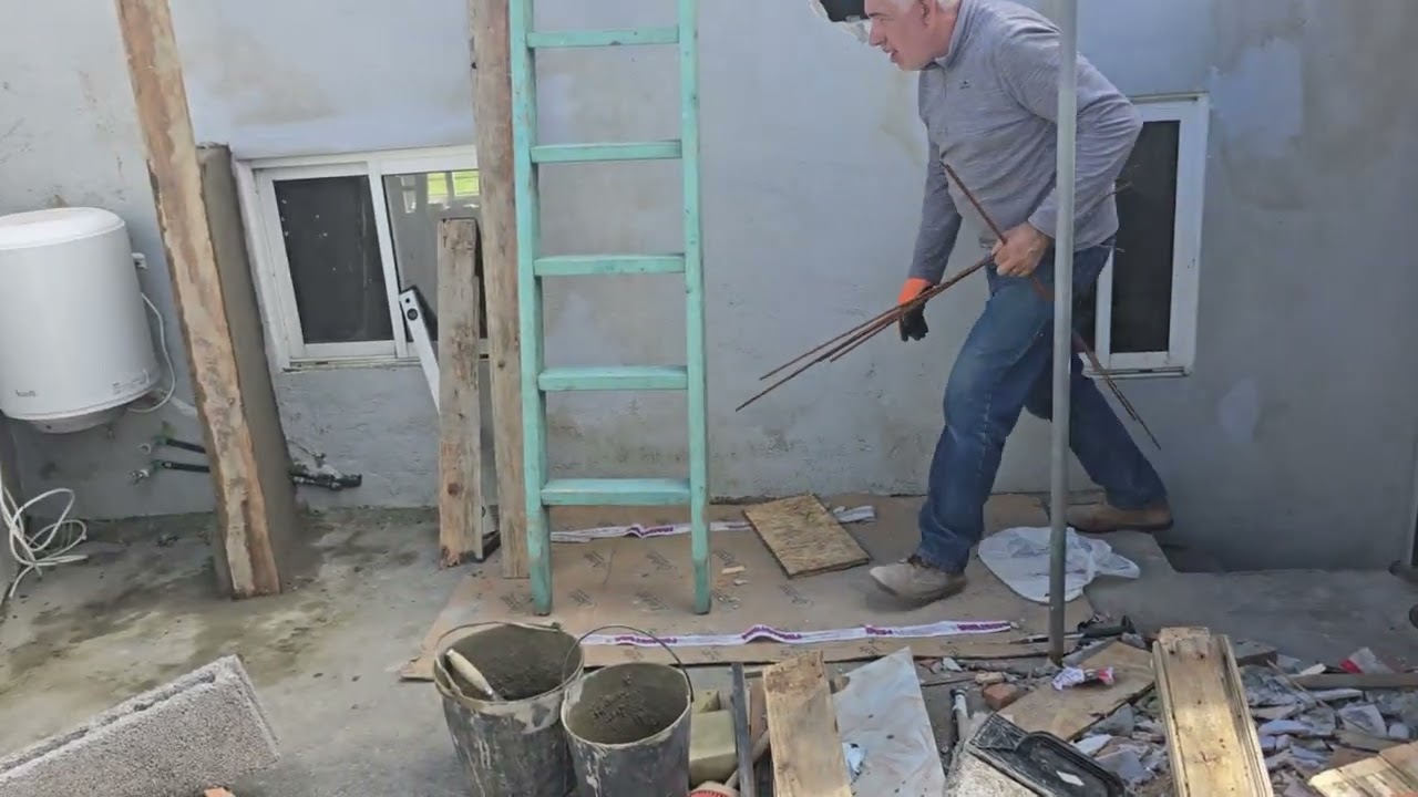 Trabalho, mais uma ponta fora