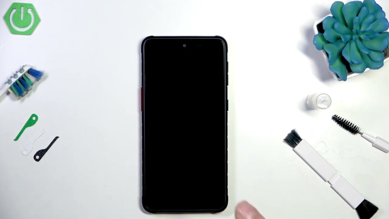 سامسونج Galaxy XCover 5 – كيفية تنظيف سماعة الهاتف