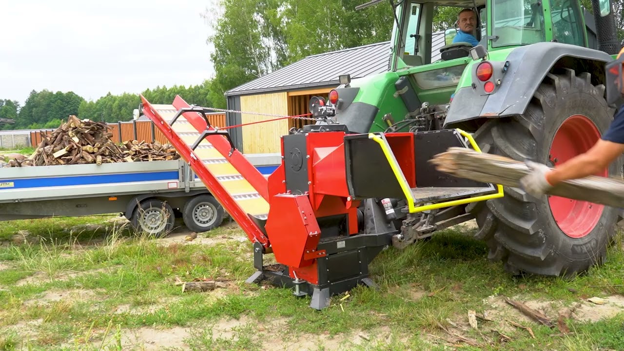 Verbessern Sie Ihre Forstwirtschaft mit der REMET CNC-Holzhackmaschine RP200