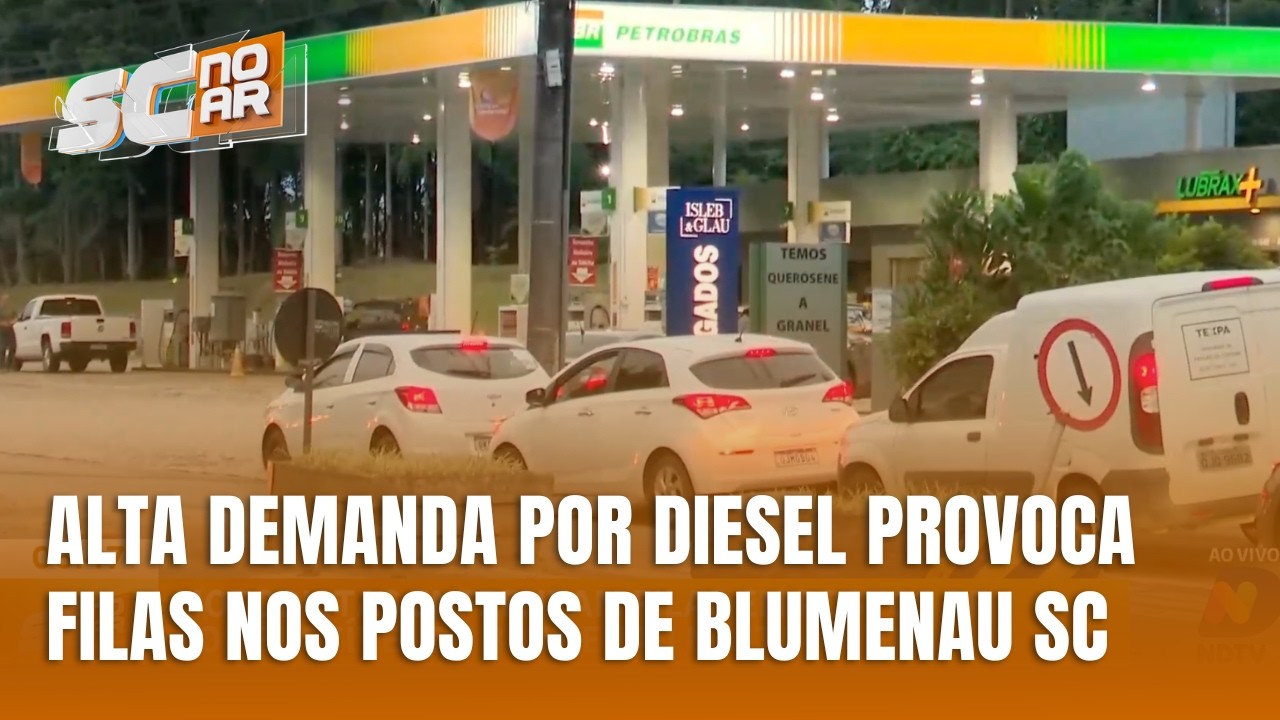 Motoristas enfrentam longas filas em postos de combust&iacute;veis de Blumenau