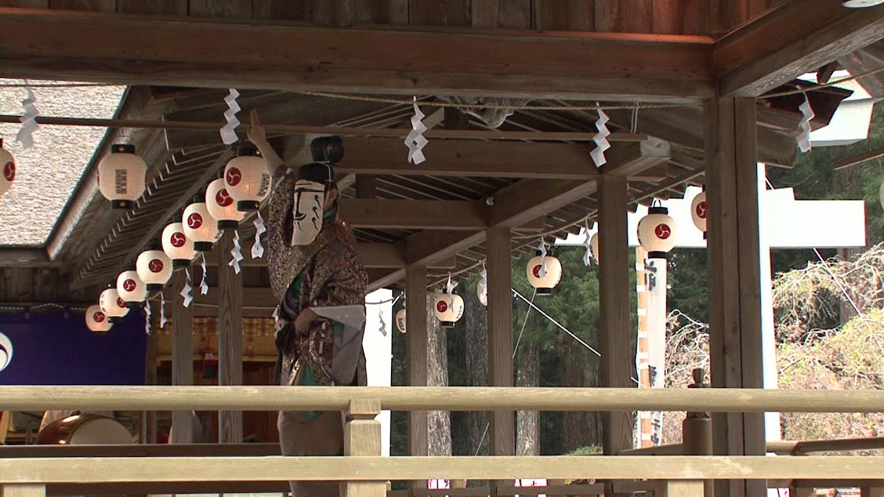 2015 小國神社 十二段舞楽「安摩舞・二の舞」