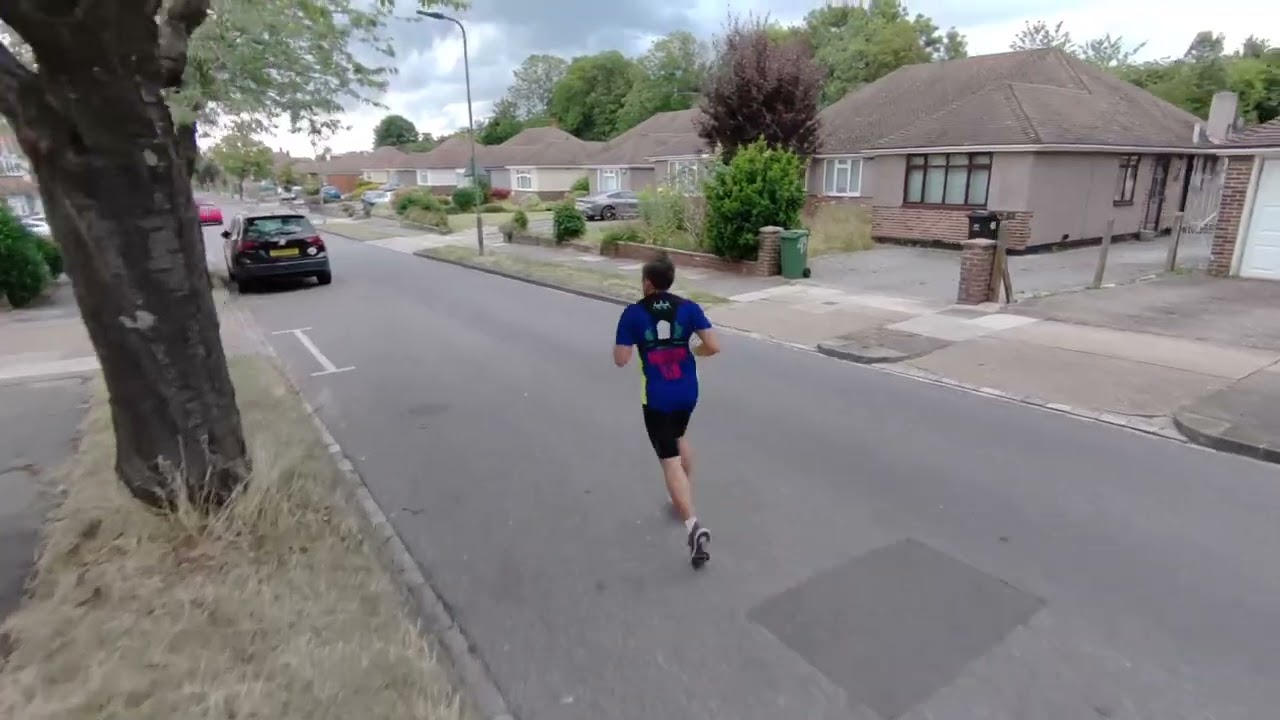 Hover Camera X1, HoverAir X1 Follow mode Running