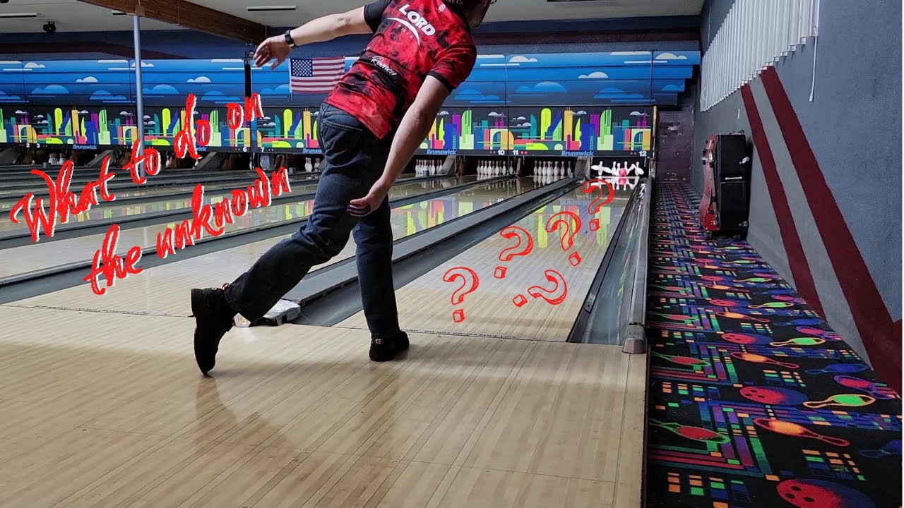 Two Handed bowling technique: What to do on the unknown