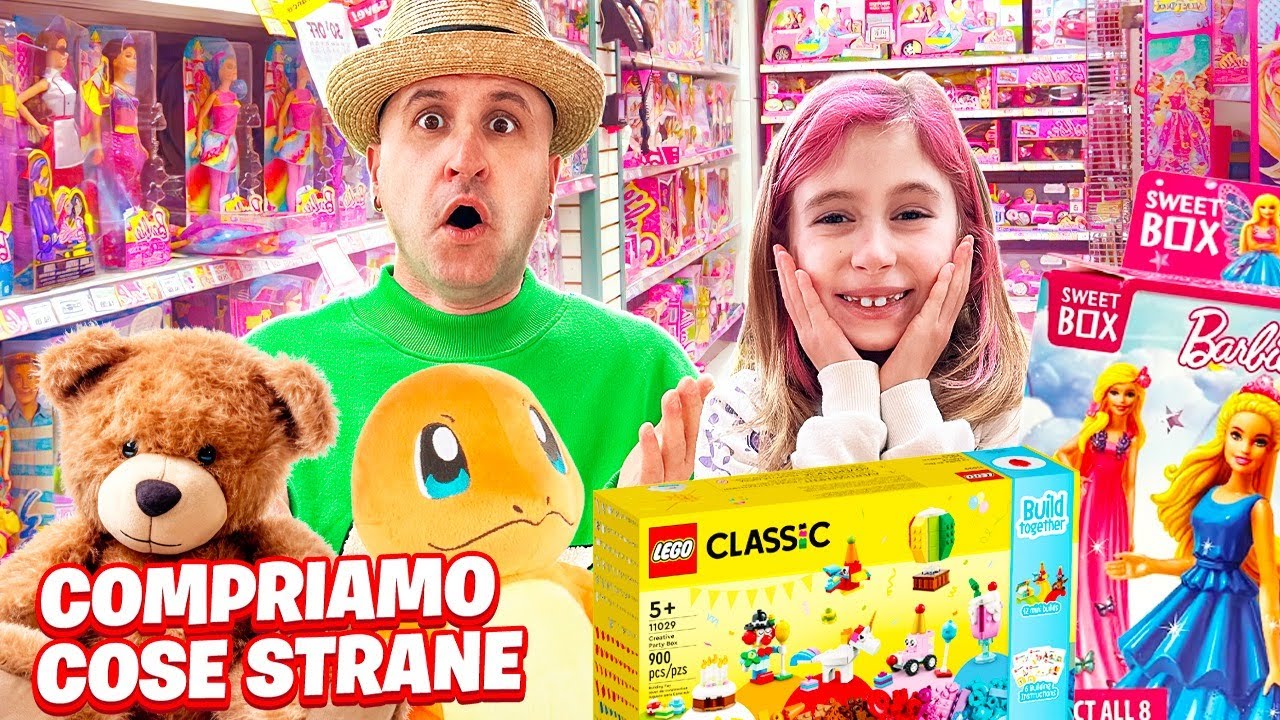 COMPRIAMO LE COSE PIÙ STRANE IN AUTOGRILL DURANTE IL VIAGGIO PER LE VACANZE DI NATALE 2023!