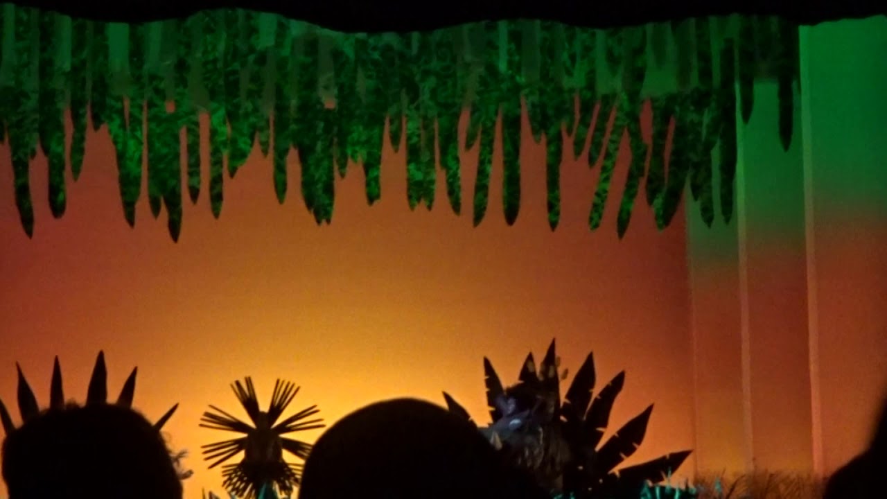 Arm land - Lion king