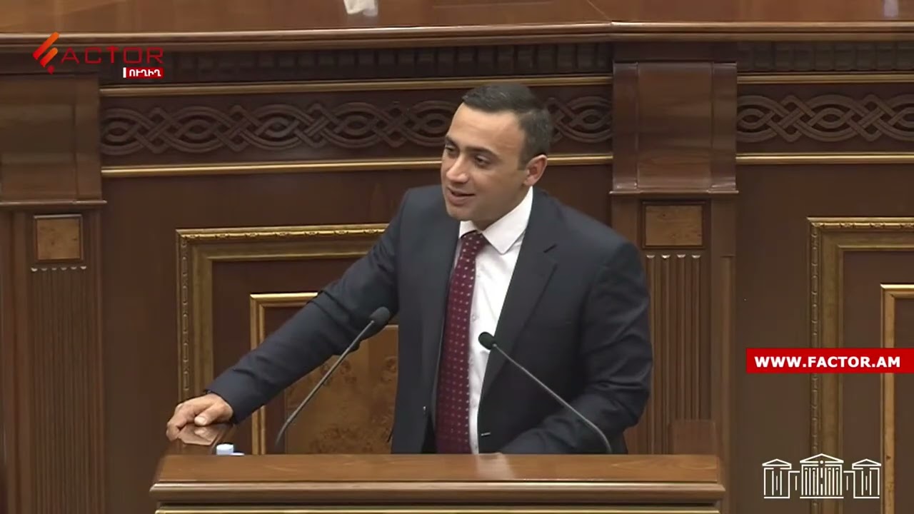 &laquo;Ո՞վ ա ձեր Վեհափառը, Կտրիճ Ներսիսյա՞նը&raquo;. բանավեճ Չախոյանի և &laquo;Ուժեղ Հայաստան&raquo;-ի միջև