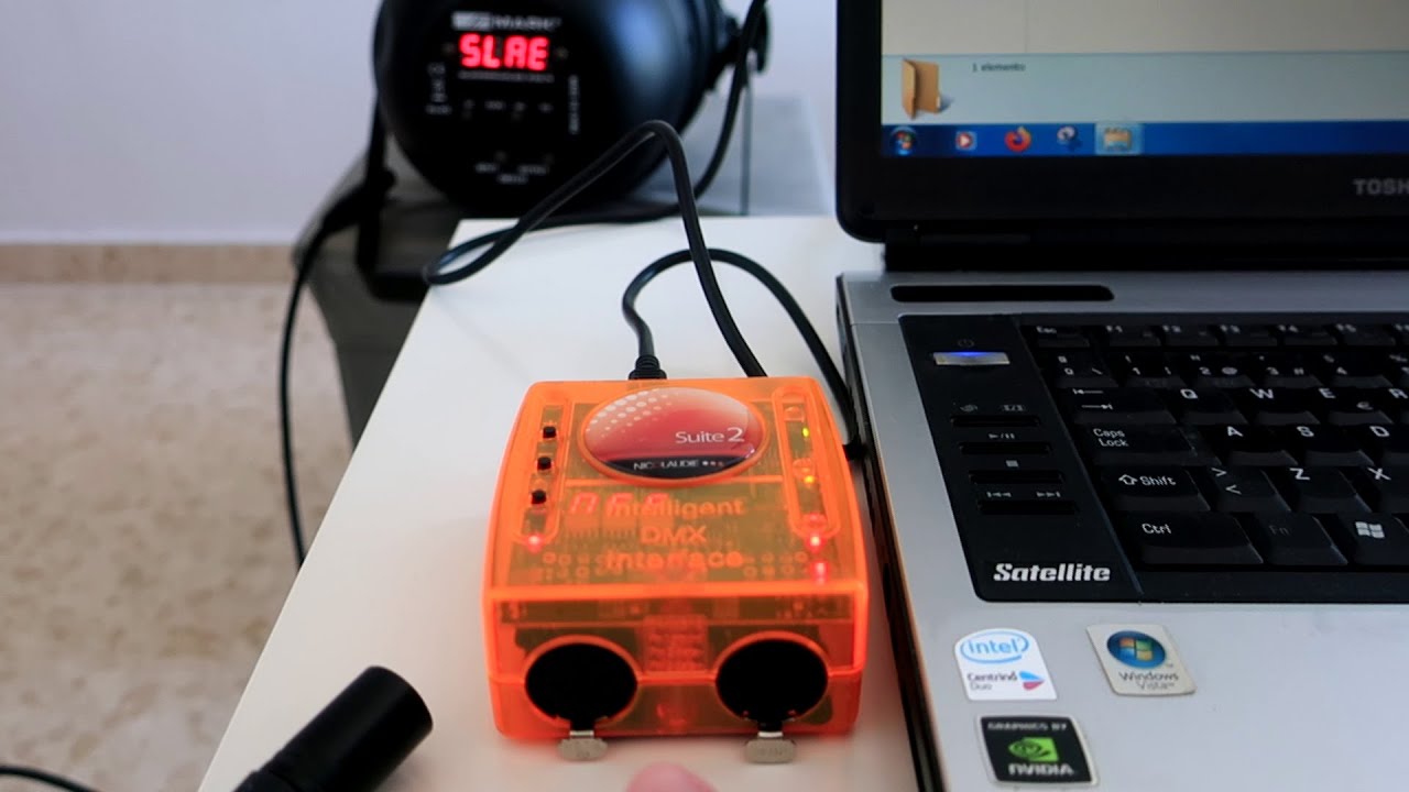 ILUMINACIÓN - CÓMO CONFIGURAR UN FOCO DIGITAL DMX Y MANEJARLO DESDE EL SOFTWARE DE CONTROL SUNLITE