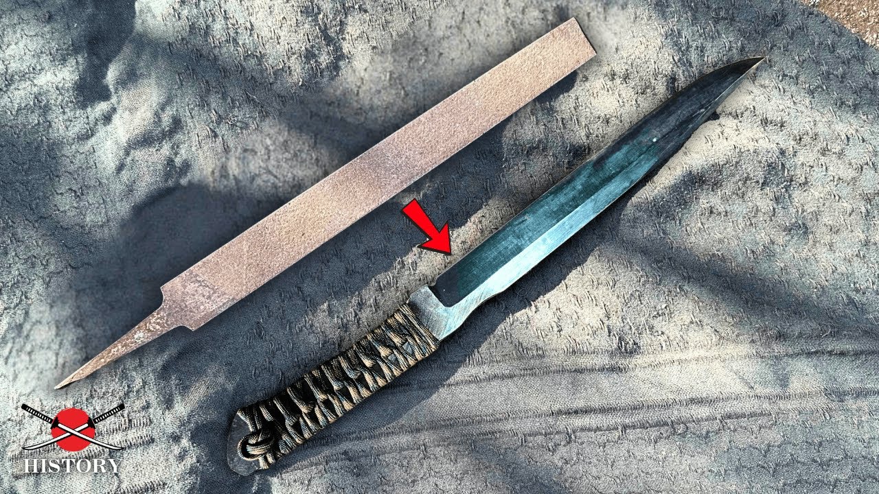 Japanese Swordsmith Makes a Knife from an Old File in 3 Hours