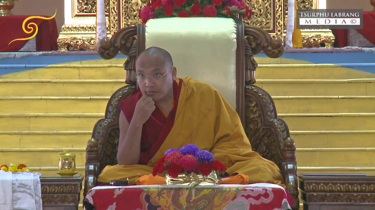 The Torch of Certainty, a teaching by the 17th Gyalwang Karmapa, Tibetan and English 3/4