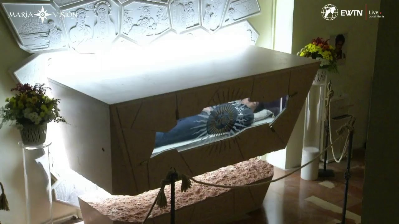 Live from Assisi | In front of the tomb of Carlo Acutis