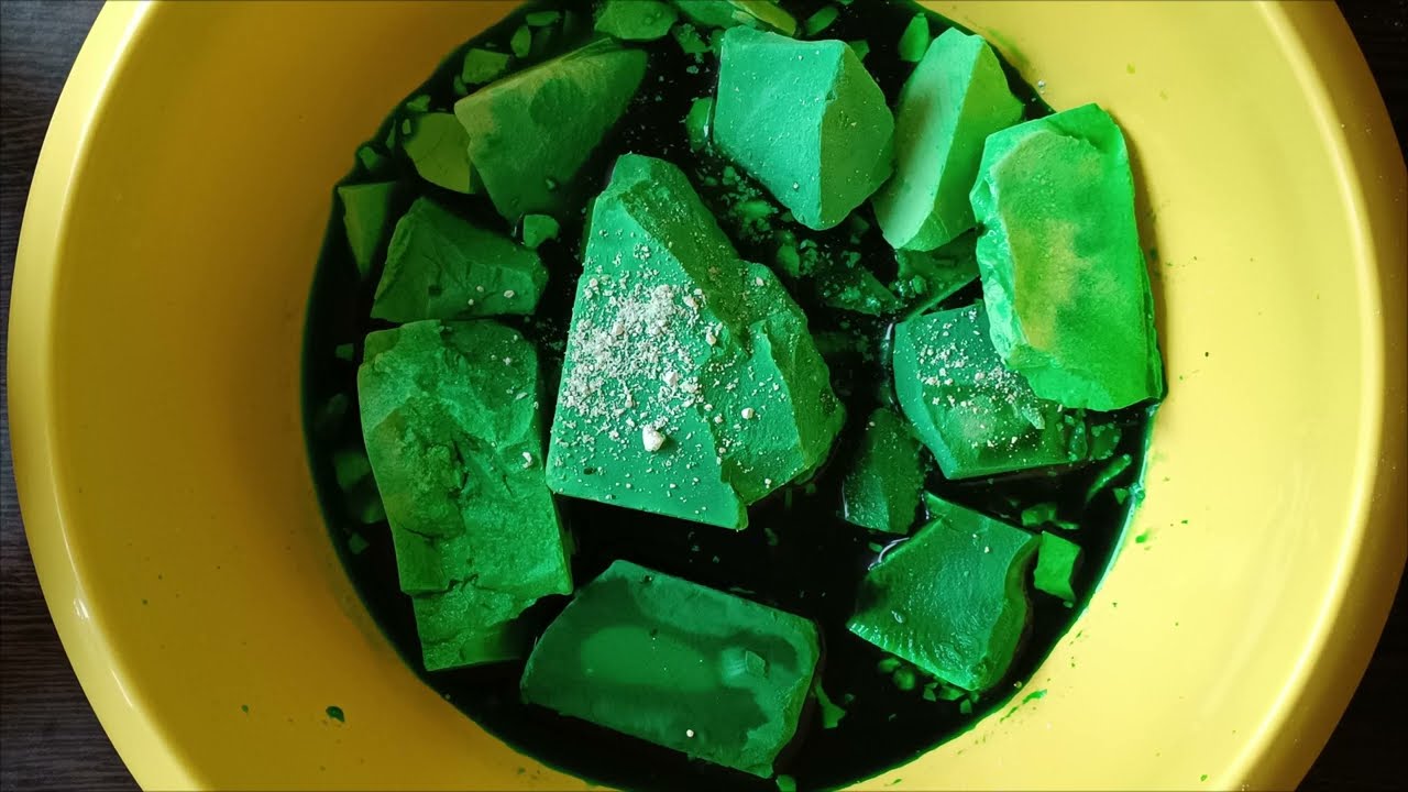 Electric Green Dyed Chalk