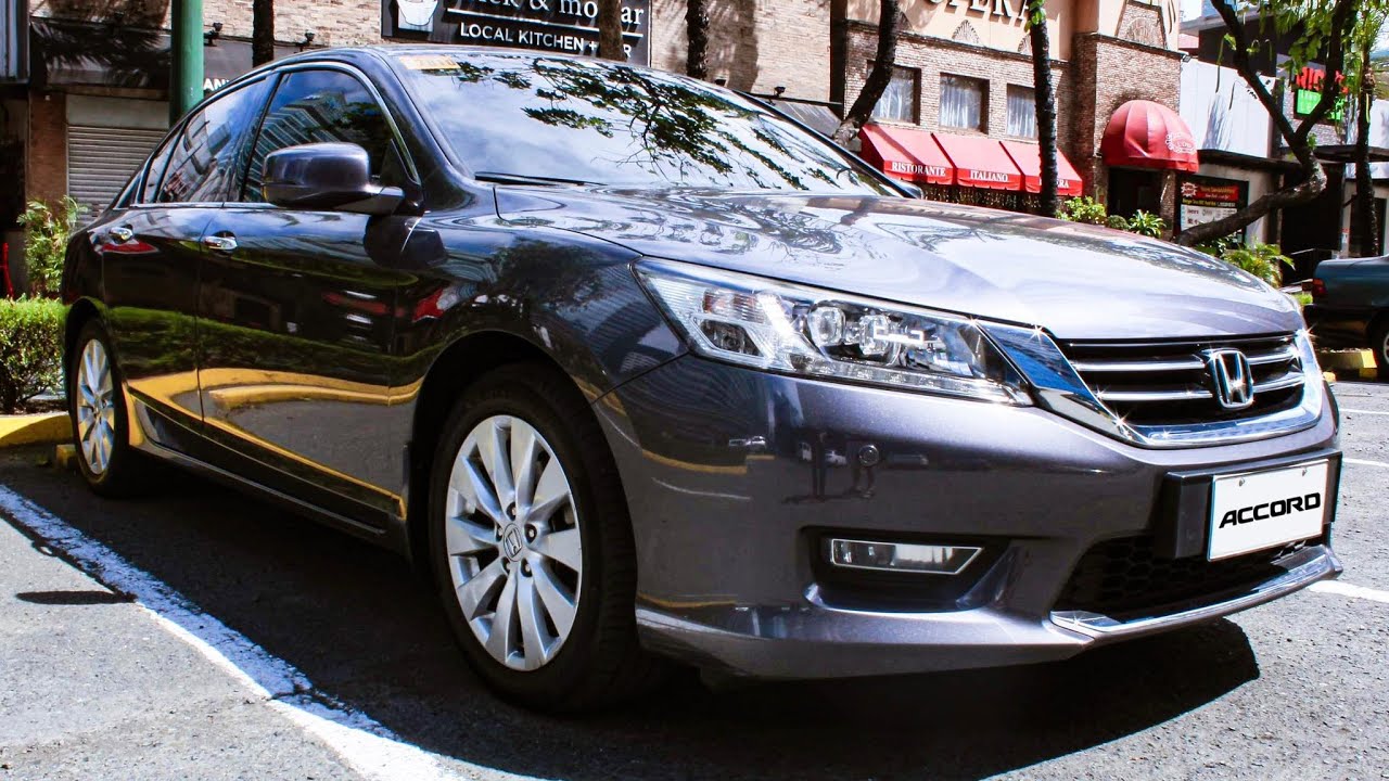 2014 Honda Accord 2.4S CVT (CR2) - An Engaging to Drive Mid-Size Sedan! | CAR REVIEW #60