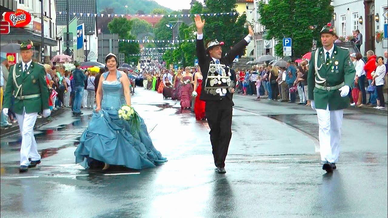 Schützenfest Balve: Königs-Festzug
